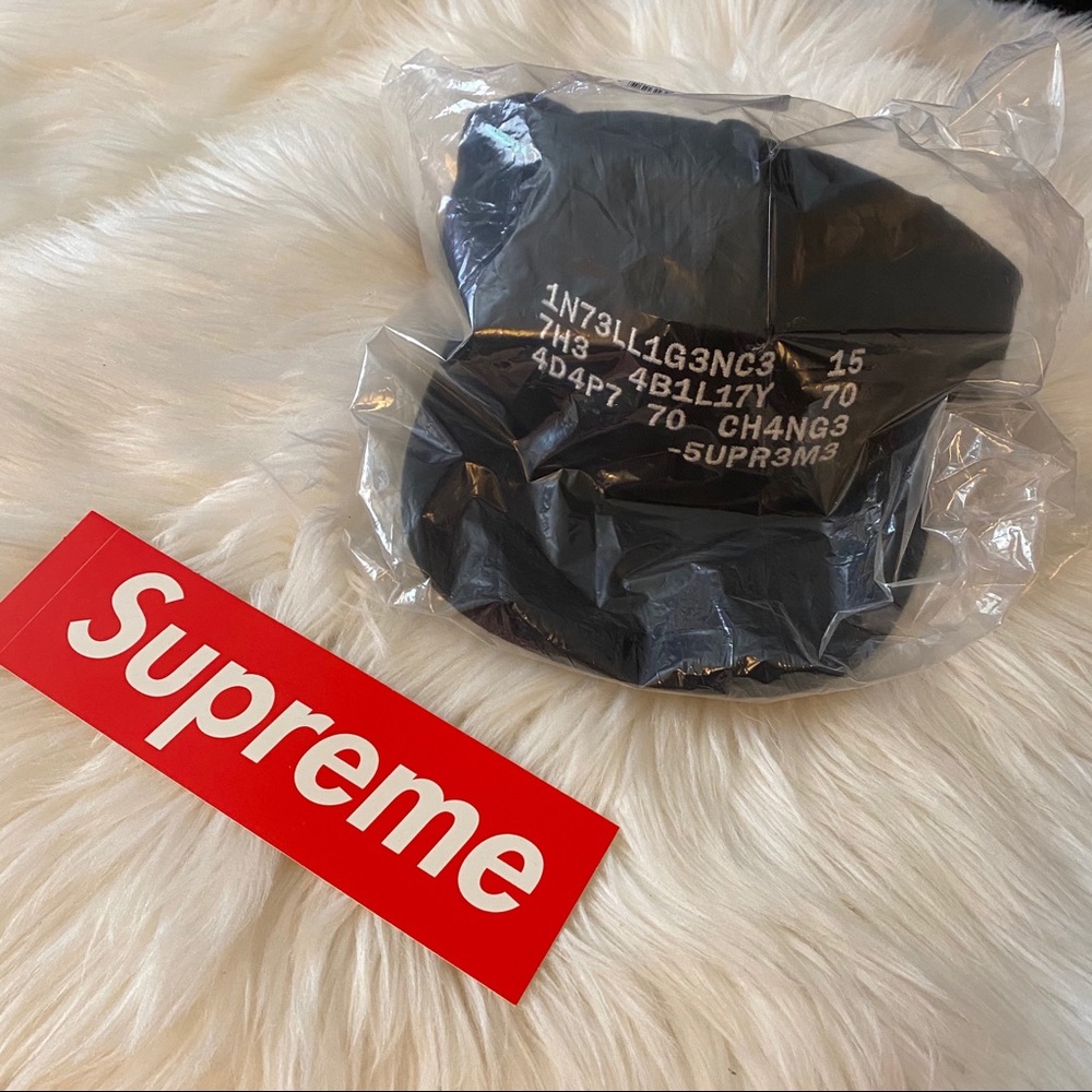 Supreme Hat DS